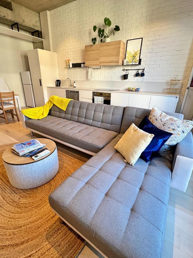 Industrial Yet Modern, 1Bd 1Bth Apt - Woden Phillip ภายนอก รูปภาพ
