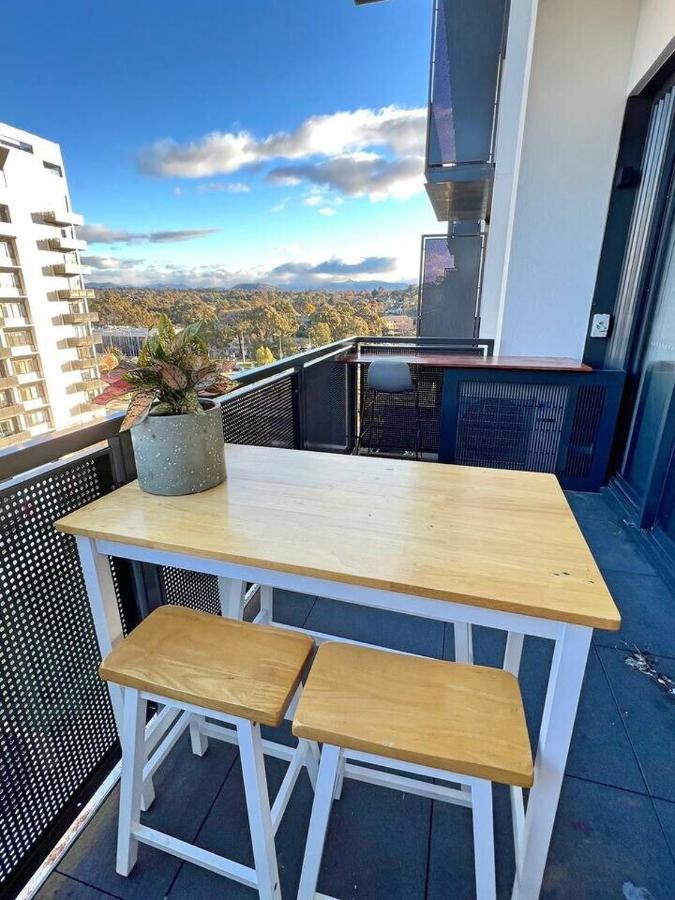 Industrial Yet Modern, 1Bd 1Bth Apt - Woden Phillip ภายนอก รูปภาพ