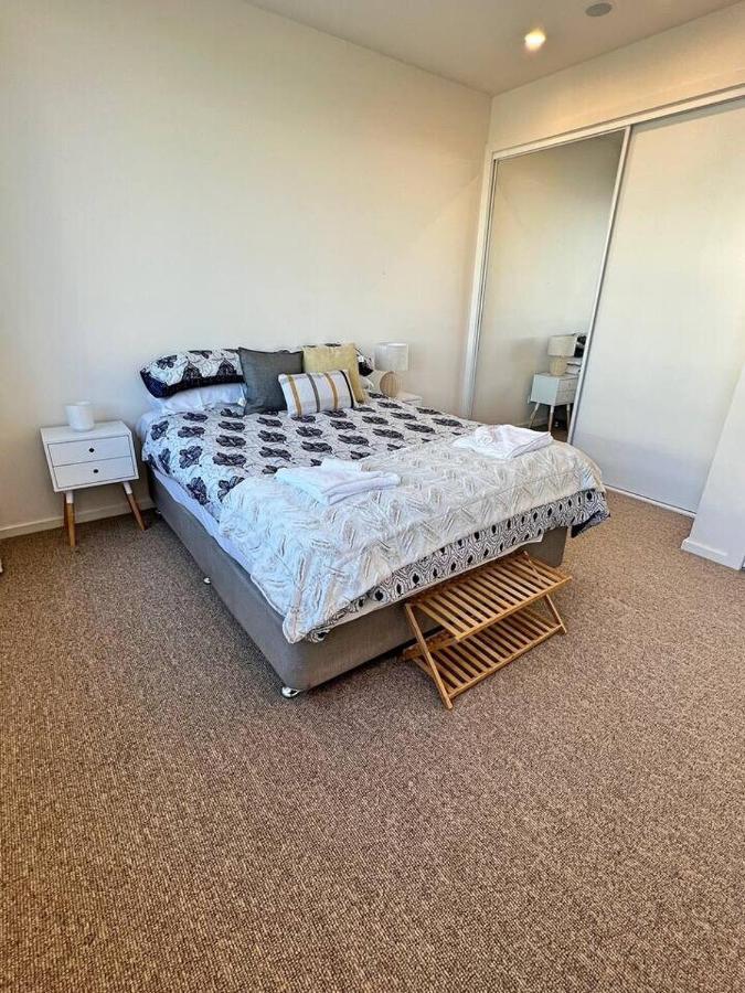 Industrial Yet Modern, 1Bd 1Bth Apt - Woden Phillip ภายนอก รูปภาพ